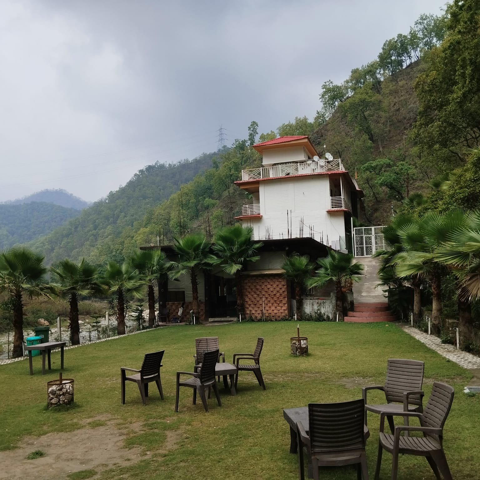 Best Hotels & Resort In lansdowne Uttarakhand