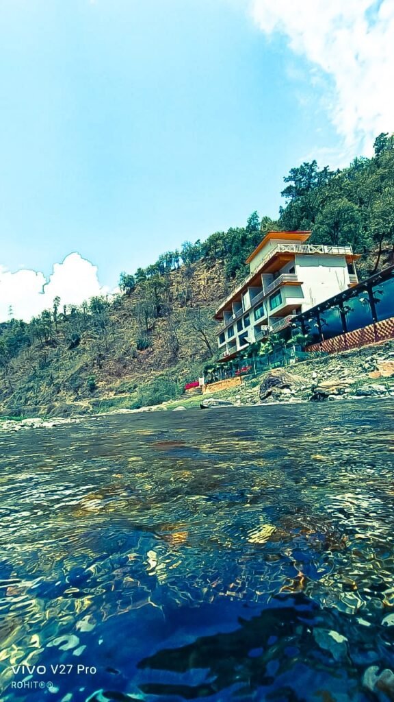 WhatsApp Image 2024-12-10 at 10.29.59_7bb0fb3d