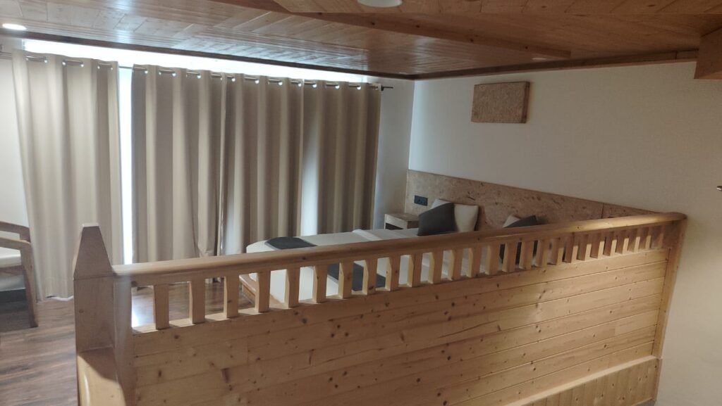 WhatsApp Image 2025-04-08 at 6.06.12 PM